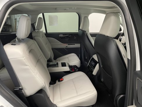 New 2025 Lincoln Aviator Reserve image 26