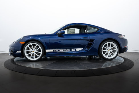 Certified 2024 Porsche 718 Cayman image 2