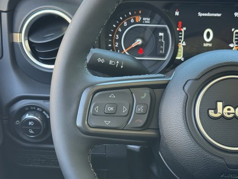 New 2025 Jeep Gladiator Sport image 18