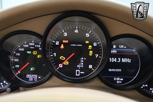 Used 2014 Porsche Panamera image 25