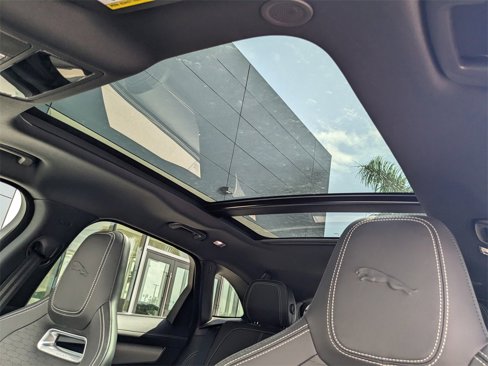 New 2026 Jaguar F-PACE R-Dynamic S image 19