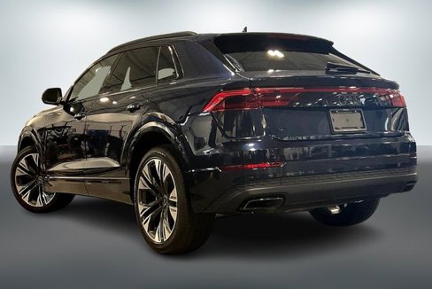 Certified 2025 Audi Q8 Premium image 12