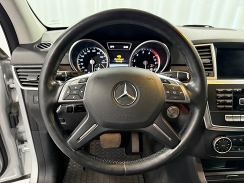 Used 2015 Mercedes-Benz ML 350 4MATIC image 13