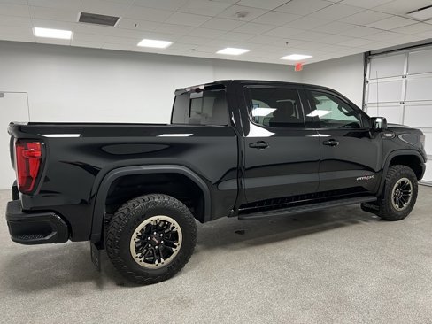 Used 2024 GMC Sierra 1500 AT4X image 13