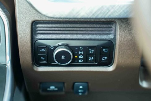 Used 2025 Ford F450 King Ranch w/ Chrome Package image 35