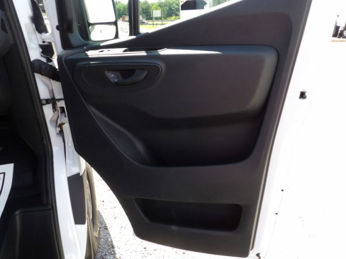 Used 2025 Mercedes-Benz Sprinter 2500 image 29