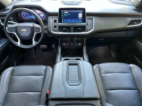 Used 2023 Chevrolet Suburban Premier image 15