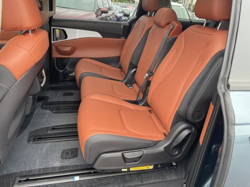 New 2026 Kia Carnival SX Prestige image 12
