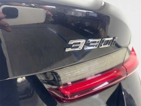 Used 2025 BMW 330i Sedan image 23