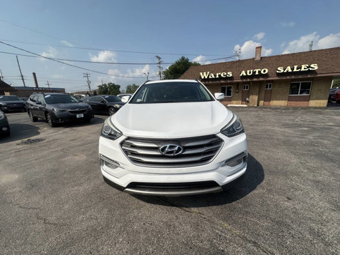 Used 2017 Hyundai Santa Fe Sport image 2