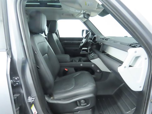 Used 2022 Land Rover Defender 110 SE image 20