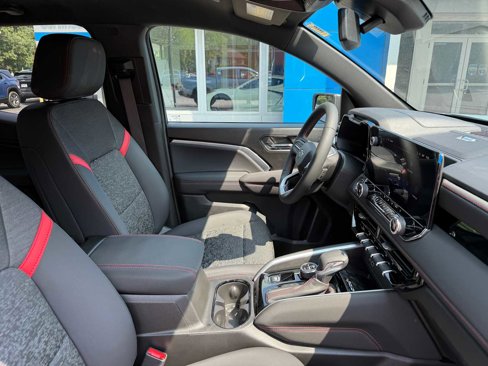 New 2025 Chevrolet Colorado Z71 w/ Technology Package image 40