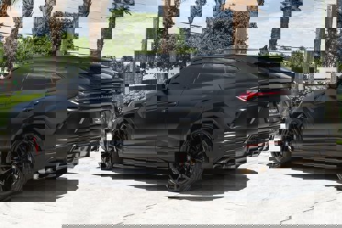 Used 2021 Lamborghini Urus image 4