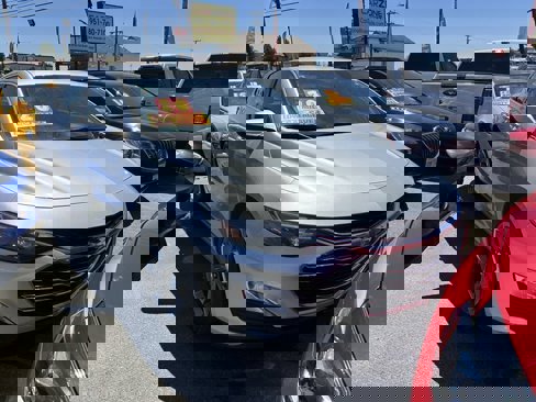 Used 2020 Chevrolet Malibu LT image 29