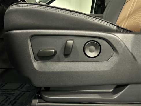 New 2026 Chevrolet Silverado 1500 High Country w/ Z71 Off-Road Package image 14