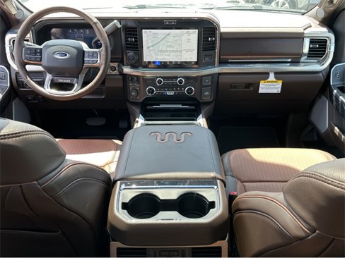 New 2025 Ford F250 King Ranch w/ FX4 Off-Road Package image 8