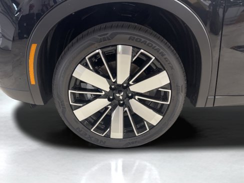 New 2025 Mitsubishi Outlander SE image 8