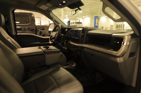 Used 2025 Ford F250 Lariat image 14