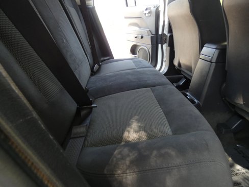 Used 2016 Jeep Patriot Sport image 31