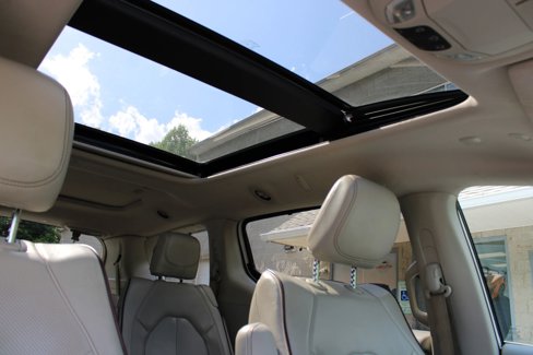 Used 2020 Chrysler Pacifica Limited image 12