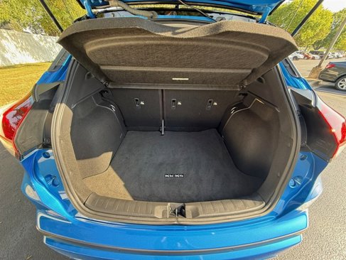 Used 2023 Nissan Kicks SR w/ SR Premium Package image 14