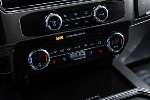 Used 2022 Ford F250 Platinum w/ Tremor Off-Road Package image 28