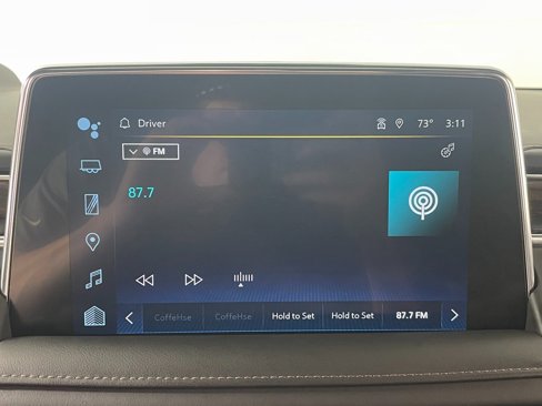 Used 2023 Chevrolet Suburban High Country image 18