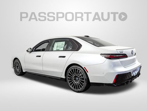 New 2026 BMW 740i xDrive image 3