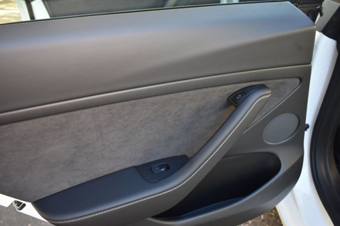 Used 2023 Tesla Model 3 Standard Range image 19