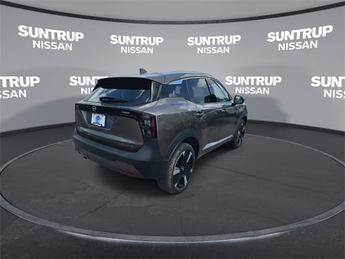 New 2025 Nissan Kicks SR image 8