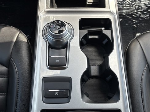 Used 2024 Ford Edge SEL image 30