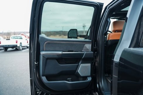 Used 2024 Ford F450 Platinum image 22