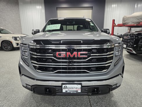 New 2026 GMC Sierra 1500 SLT w/ SLT Premium Plus Package image 9
