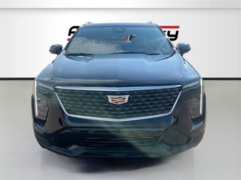 Used 2024 Cadillac XT4 Premium Luxury w/ Cold Weather Package image 2