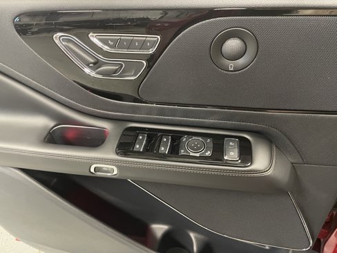 Used 2025 Lincoln Aviator Reserve w/ Jet Appearance Package image 21