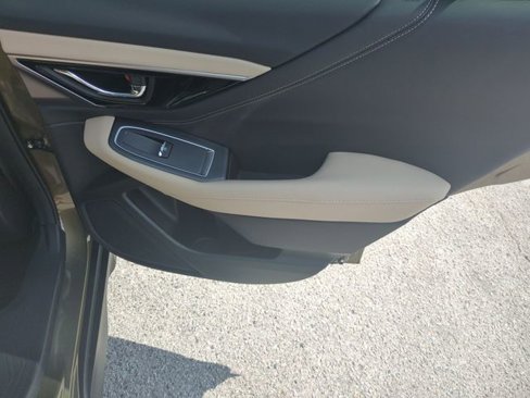 New 2025 Subaru Outback Limited image 35