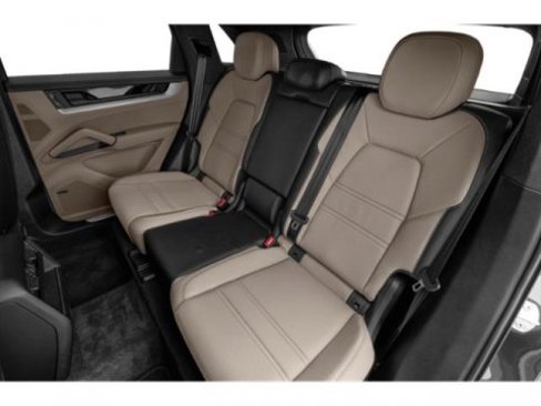 New 2026 Porsche Cayenne GTS image 15