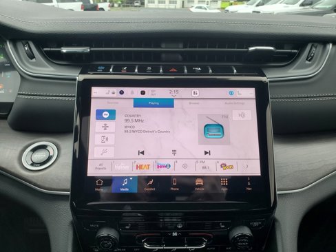 New 2025 Jeep Grand Cherokee Limited 4xe image 21