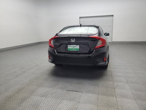 Used 2018 Honda Civic EX image 7