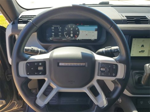 Used 2024 Land Rover Defender 90 S image 16
