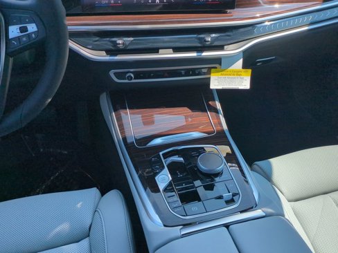 New 2026 BMW X5 xDrive50e image 18