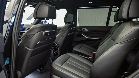 New 2026 BMW X7 M60i image 26