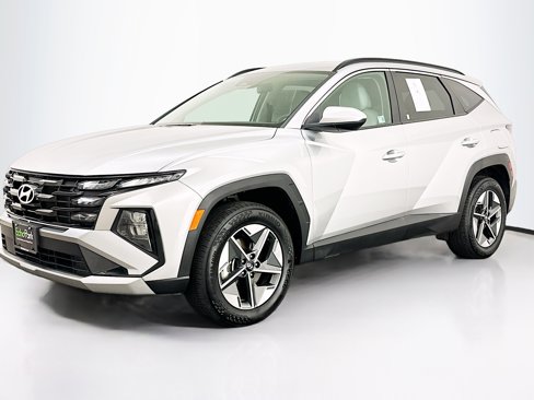 Used 2025 Hyundai Tucson SEL image 3