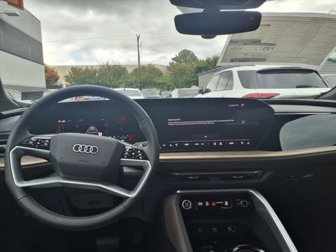 New 2025 Audi Q5 Premium Plus image 11