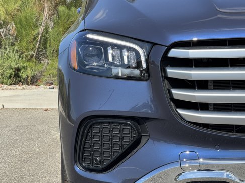 New 2026 Mercedes-Benz GLS 450 4MATIC image 7