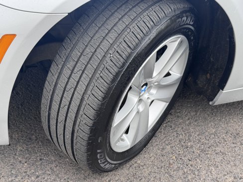 Used 2012 BMW 528i xDrive Sedan image 34