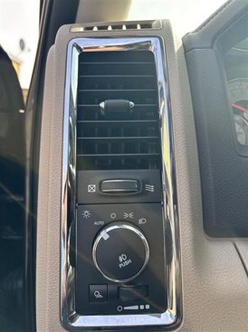 Used 2016 RAM 3500 Laramie Longhorn image 19