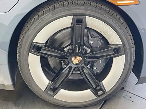 New 2025 Porsche Taycan image 14