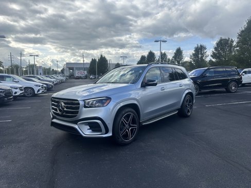 New 2026 Mercedes-Benz GLS 450 4MATIC image 2