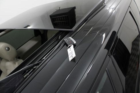 Used 2017 Land Rover Range Rover Sport HSE image 9